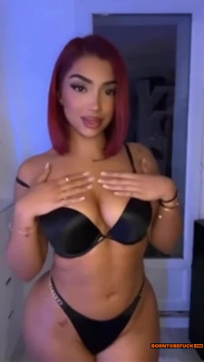 Mel Pops Nude Black Lingerie Stripstease and Topless Show Video Leaks