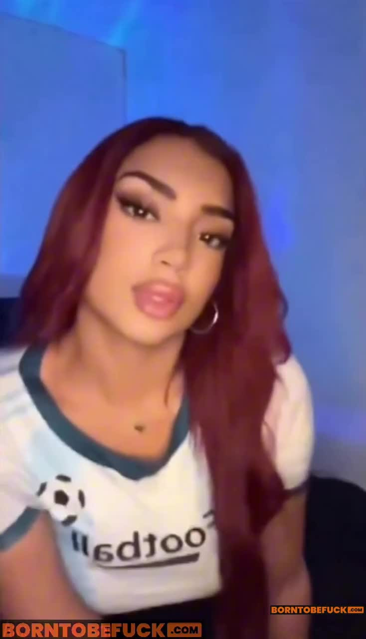 Mel Popss Mym Nude Dildo Blowjob in Soccer Jersey Masturbation Video Leaks - ePornLeak